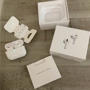Apple Wireless Earbuds with Charging Case - White